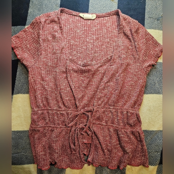 LoveCrazy Juniors Heathered Red Short Sleeve 2 Piece Top Size Small - Picture 1 of 11